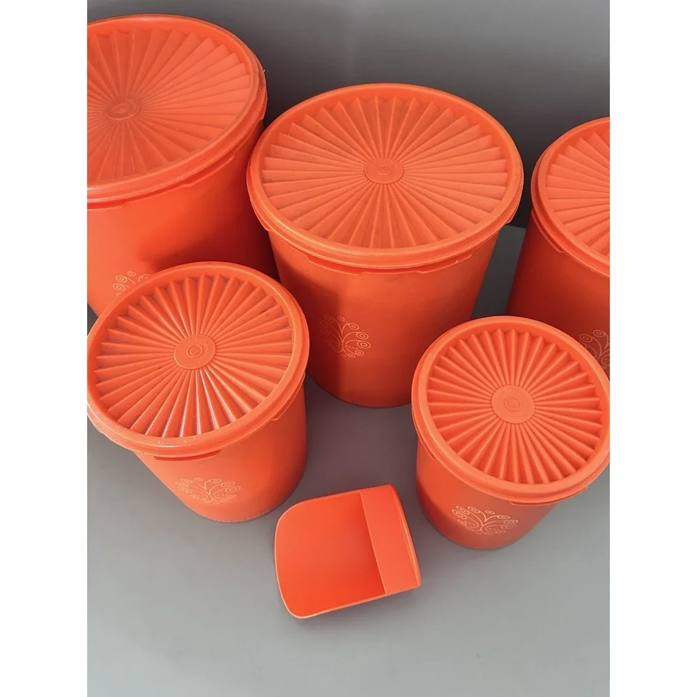 Vintage TUPPERWARE ORANGE Set of 5 Nesting Canister / Containers & Flour Scoop